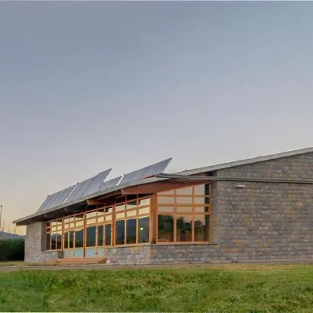 Las Cabanas * Vegaquemada