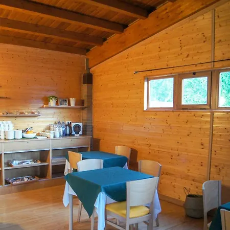 Country house Las Cabanas Vegaquemada