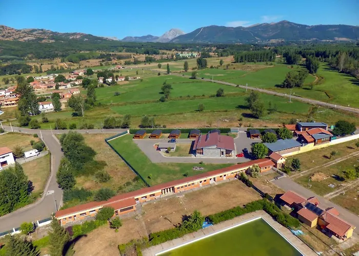 Las Cabanas * Vegaquemada